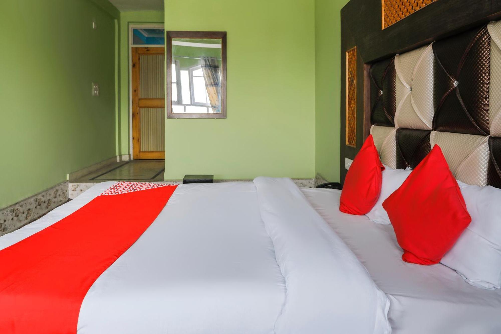 Capital O Sobo Central Srinagar  Ngoại thất bức ảnh