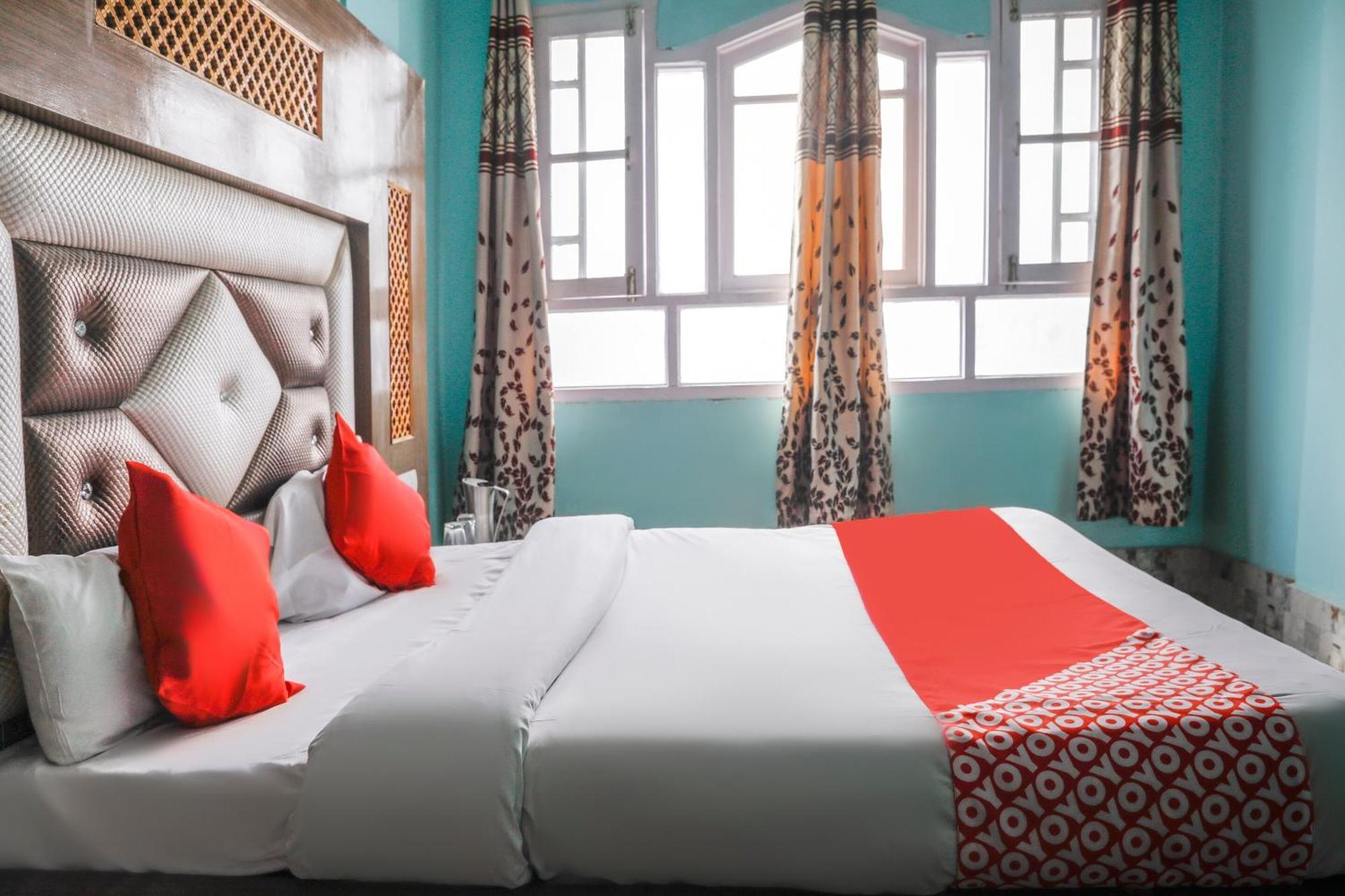 Capital O Sobo Central Srinagar  Ngoại thất bức ảnh